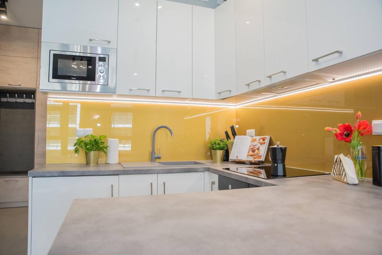 Easy Rent Apartments - Business Center 126 ลูบลิน ภายนอก รูปภาพ